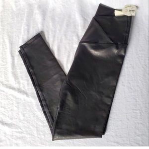 Aerie OFFLINE Crossover Leggings